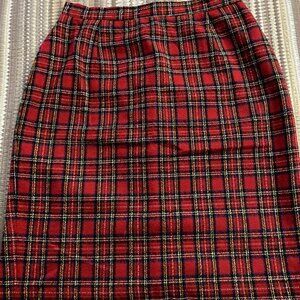 Casual Corner Women/Girl's Red Plaid Lined Skirt: Large 12